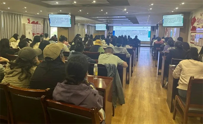 規(guī)范采集 質(zhì)量為先——我院護理部聯(lián)合檢驗科開展血液標本采集與處理專項培訓(xùn)會