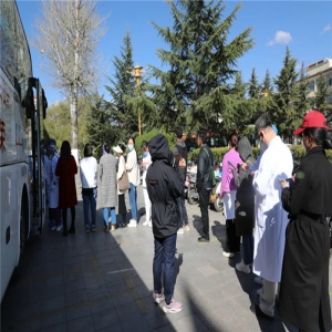 無償獻血，踐醫者仁心——西藏阜康醫療開展無償獻血活動