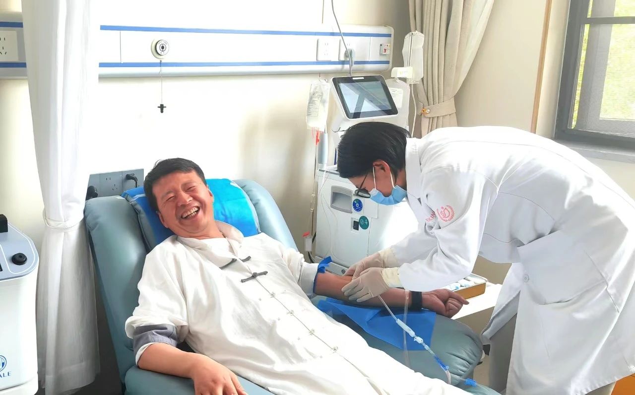 “用自己的血治自己的病”——我院PRP技術見證高原再生醫學