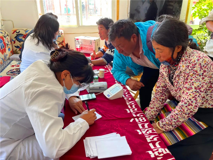 “怒江72拐”算啥？阜康醫(yī)院義診組在昌都“送健康”，拐了無數(shù)個(gè)“拐”——2021阜康義診日志?