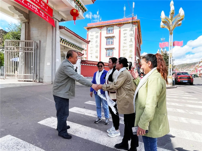 芒康縣委常務副書記刁偉：“阜康醫院是為老百姓做實事的！”——2021阜康義診日志?