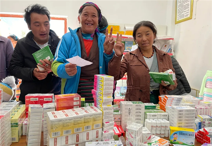 帶足藥品去義診，真情反哺雪域高原——2021年阜康義診日志?